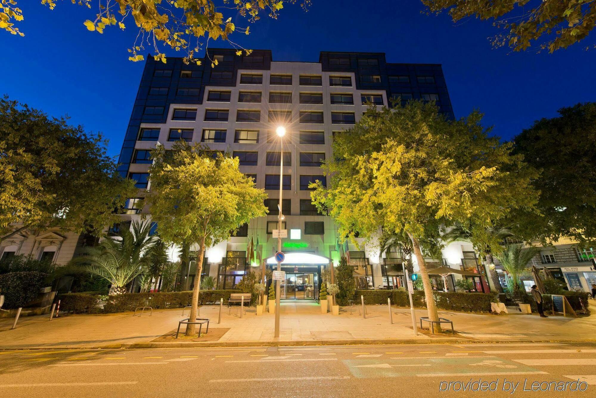 By Ihg Nice