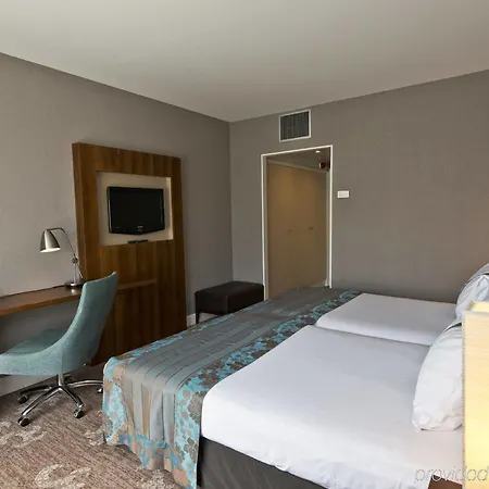 Holiday Inn Nice By Ihg Exterior photo