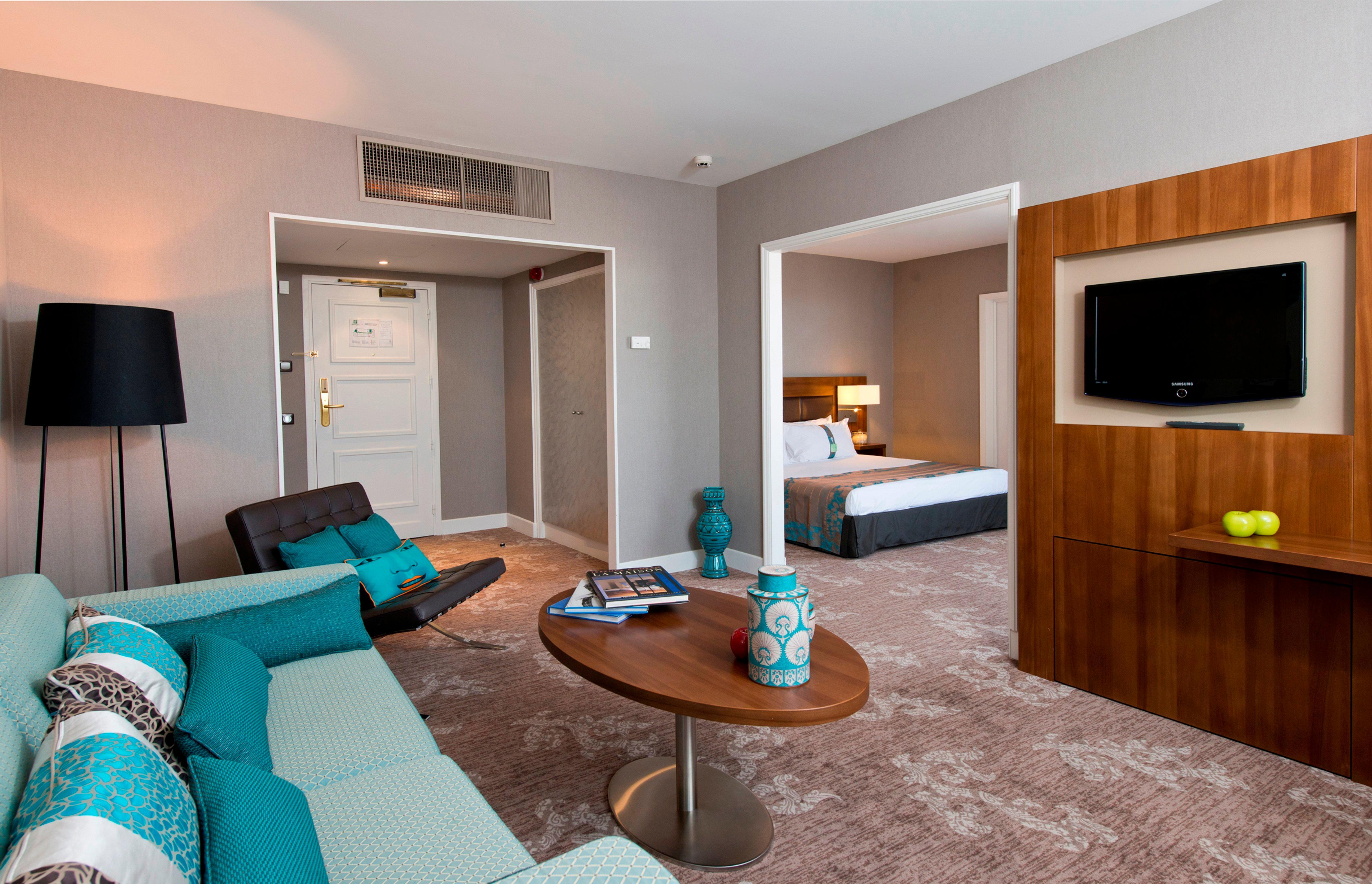 By Ihg Hotel 4*