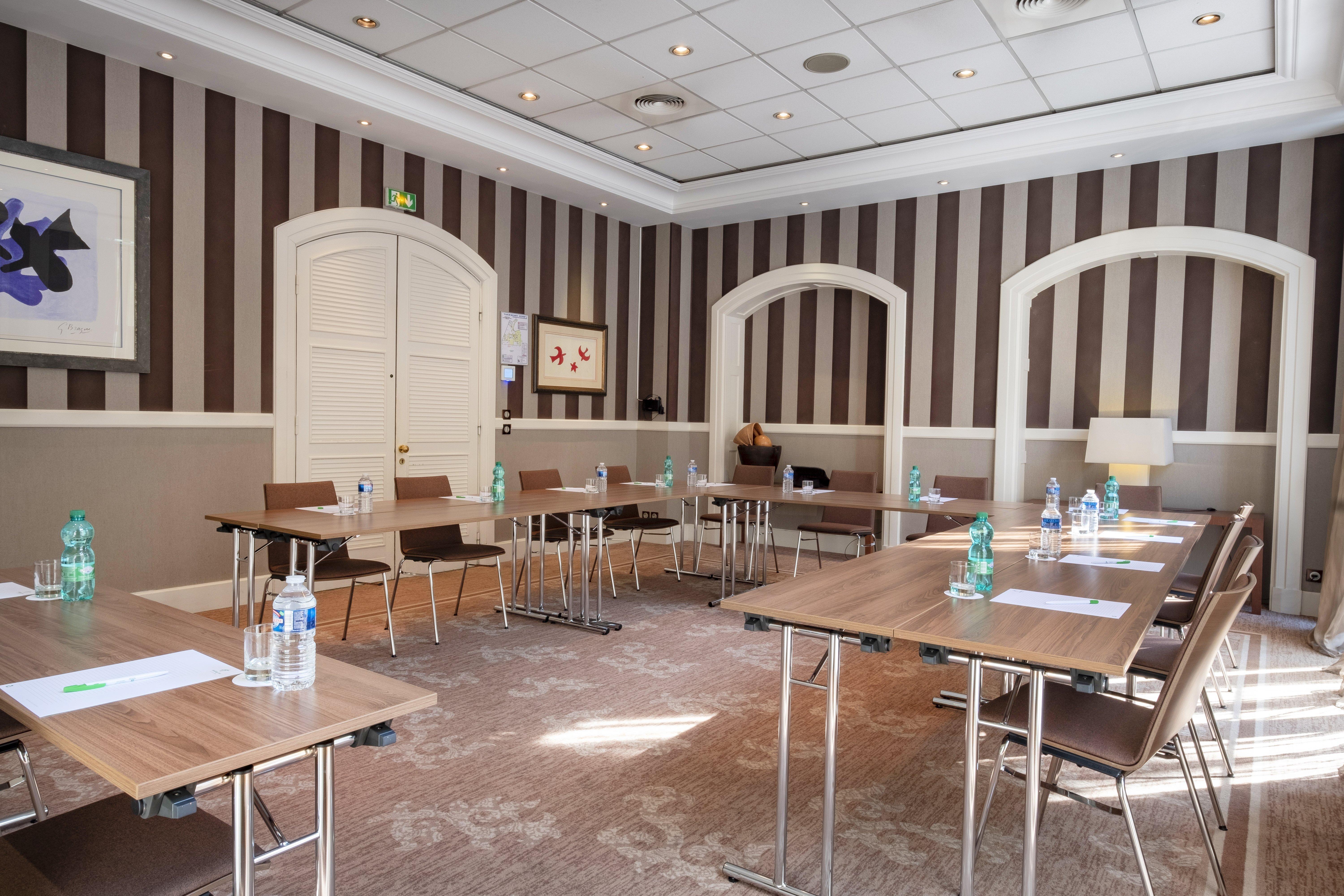 By Ihg Hotel Nizza